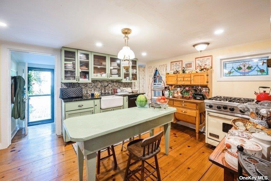 #9 photo, 57020 Route 25, 東長島 Southold , NY 11971