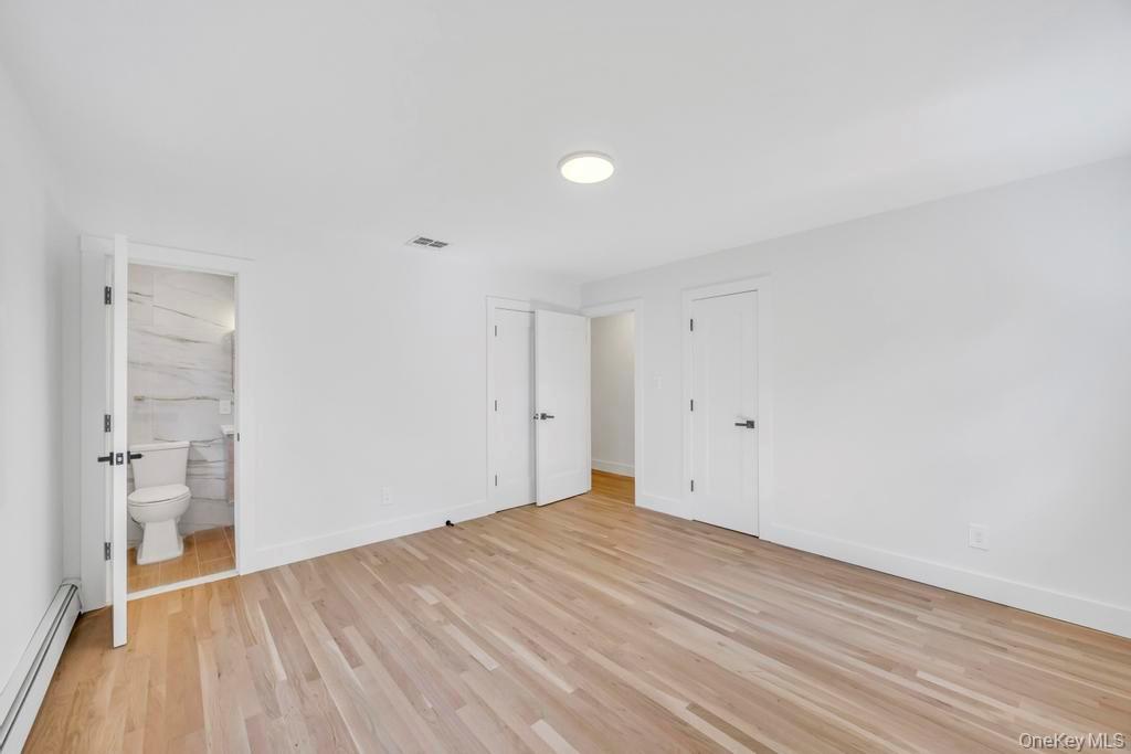 #18 photo, 85 Meadow Glen Road, Fort Salonga , NY 11768