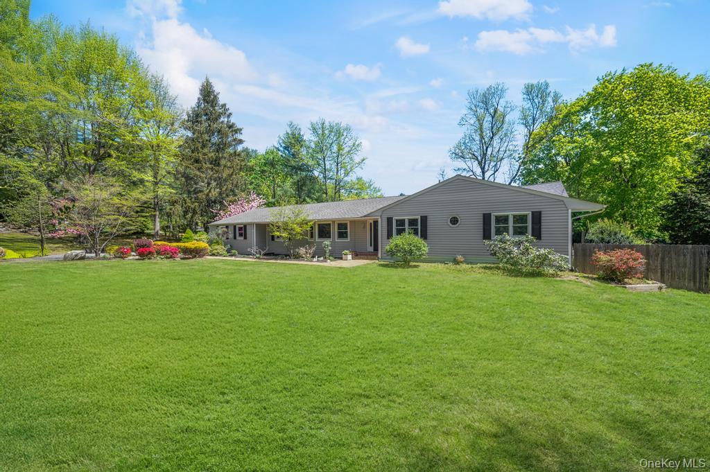 #2 photo, 85 Meadow Glen Road, Fort Salonga , NY 11768