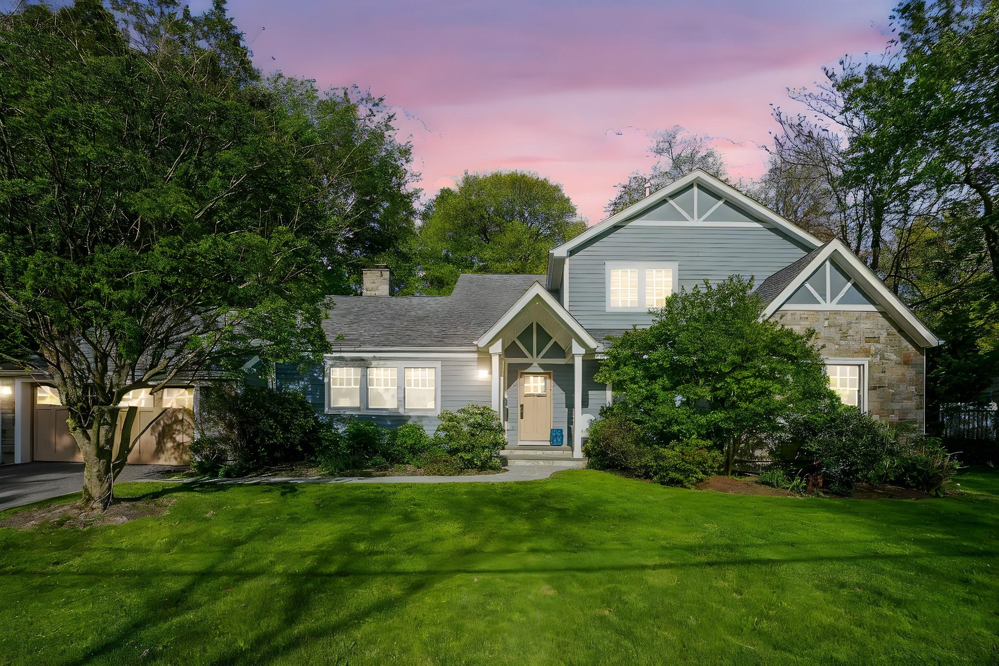 #1 photo, 19 Old Orchard Road, Rye Brook , NY 10573