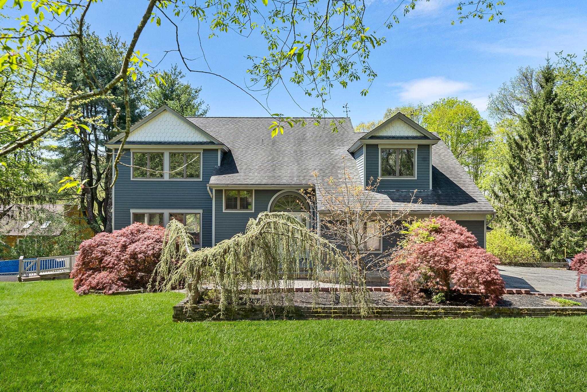 #1 photo, 25 Hill And Dale Road, Carmel , NY 10512