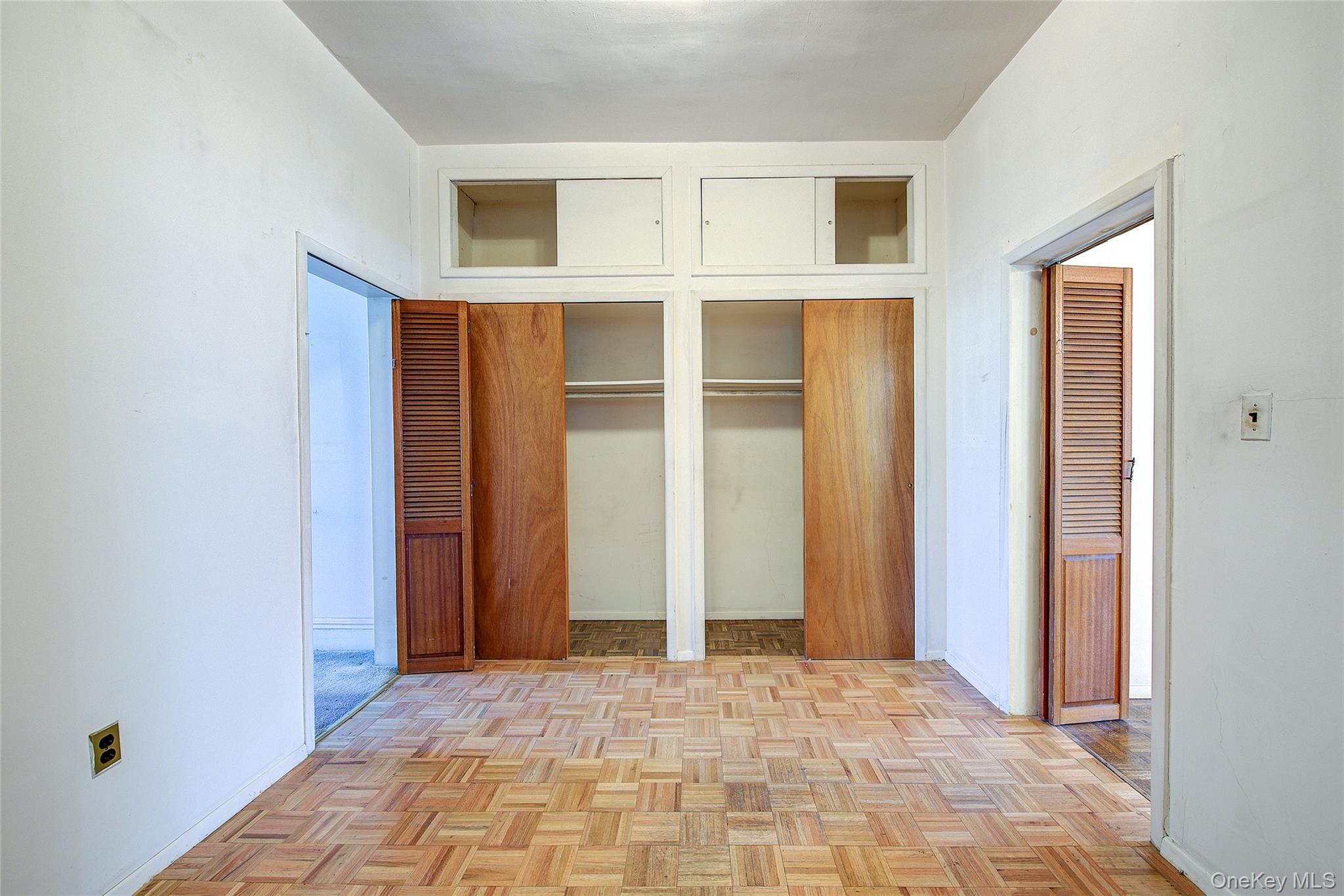 #16 photo, 25-35 Crescent Street, Astoria , NY 11102