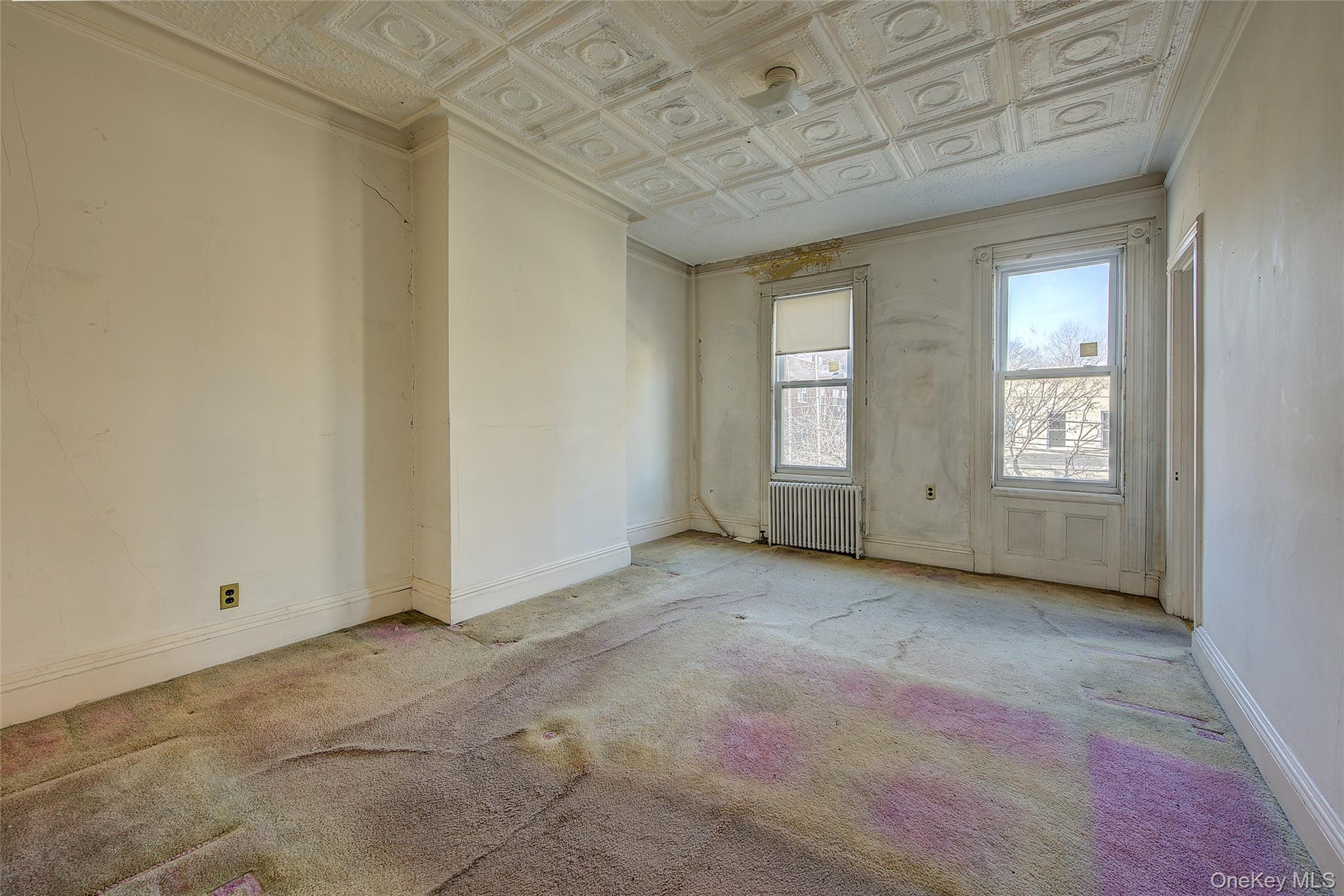 #17 photo, 25-35 Crescent Street, Astoria , NY 11102