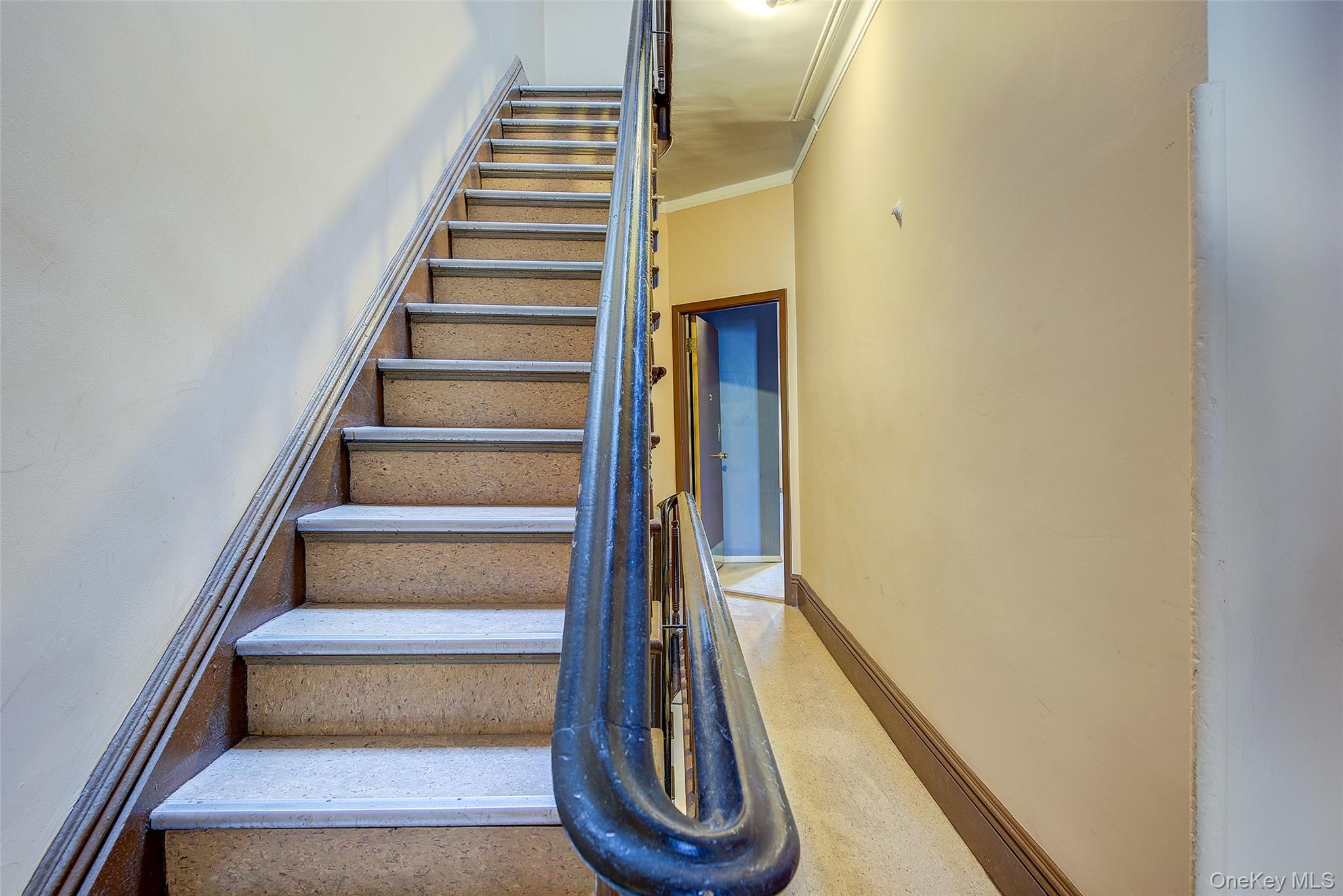 #19 photo, 25-35 Crescent Street, Astoria , NY 11102