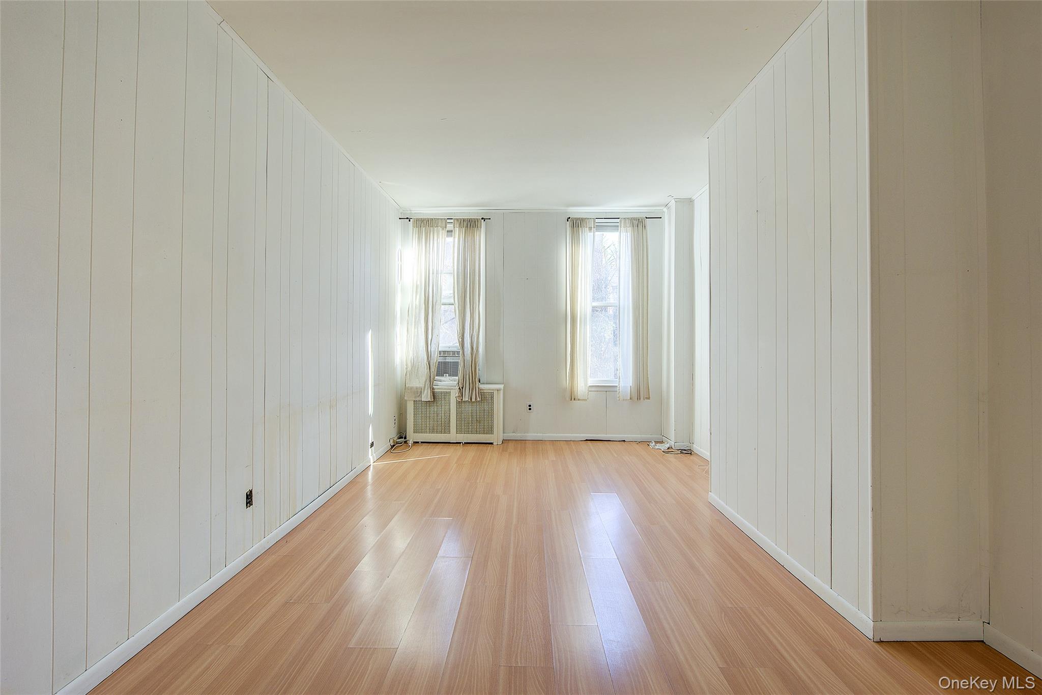 #5 photo, 25-35 Crescent Street, Astoria , NY 11102