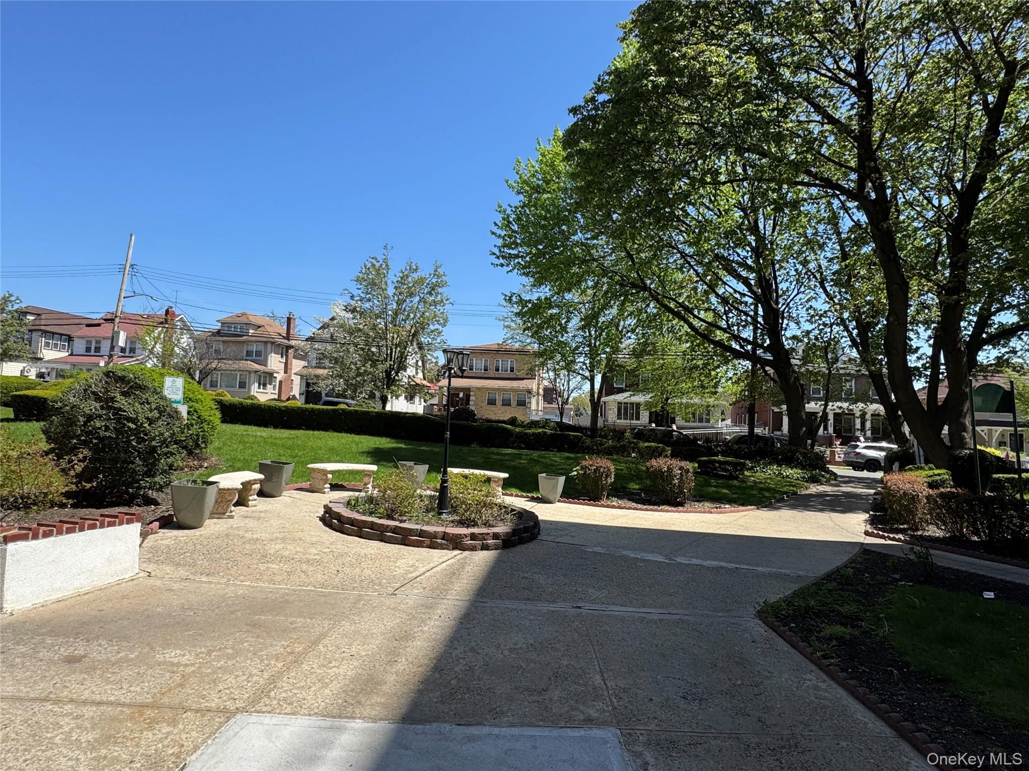 #11 photo, 84-50 169th Street, クイーンズ区 Jamaica , NY 11432