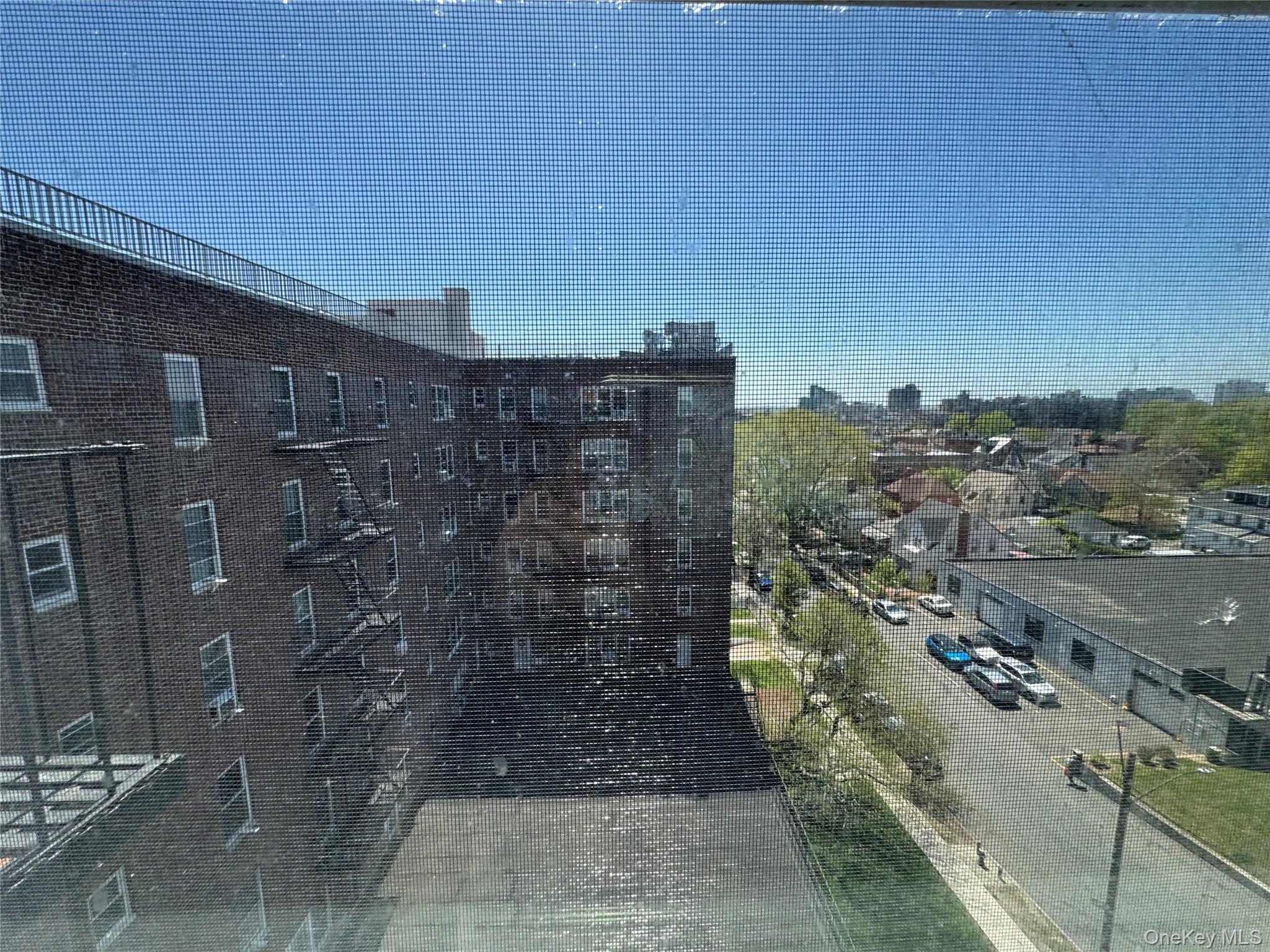 #12 photo, 84-50 169th Street, クイーンズ区 Jamaica , NY 11432