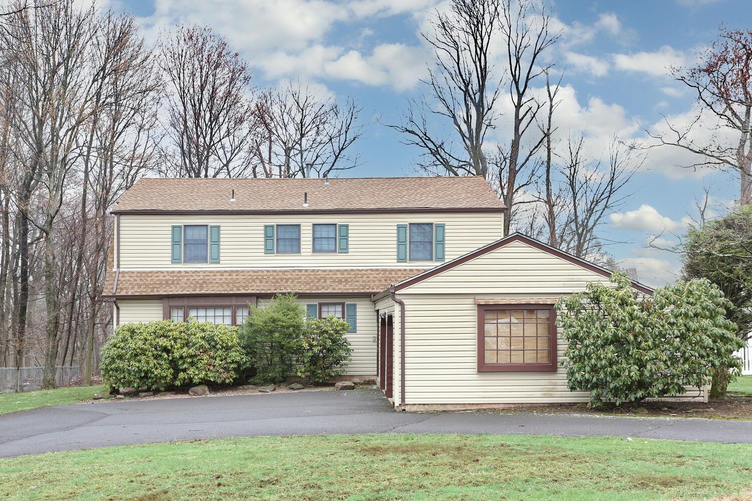 #1 photo, 16 Lancaster Drive, Suffern , NY 10901