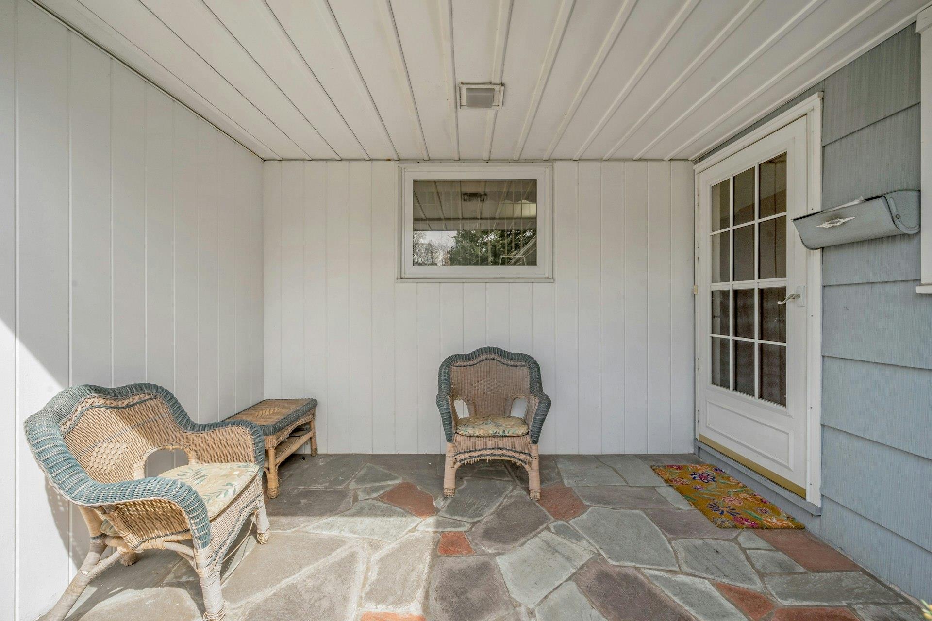 #2 photo, 572 Scarsdale Road, Tuckahoe , NY 10707