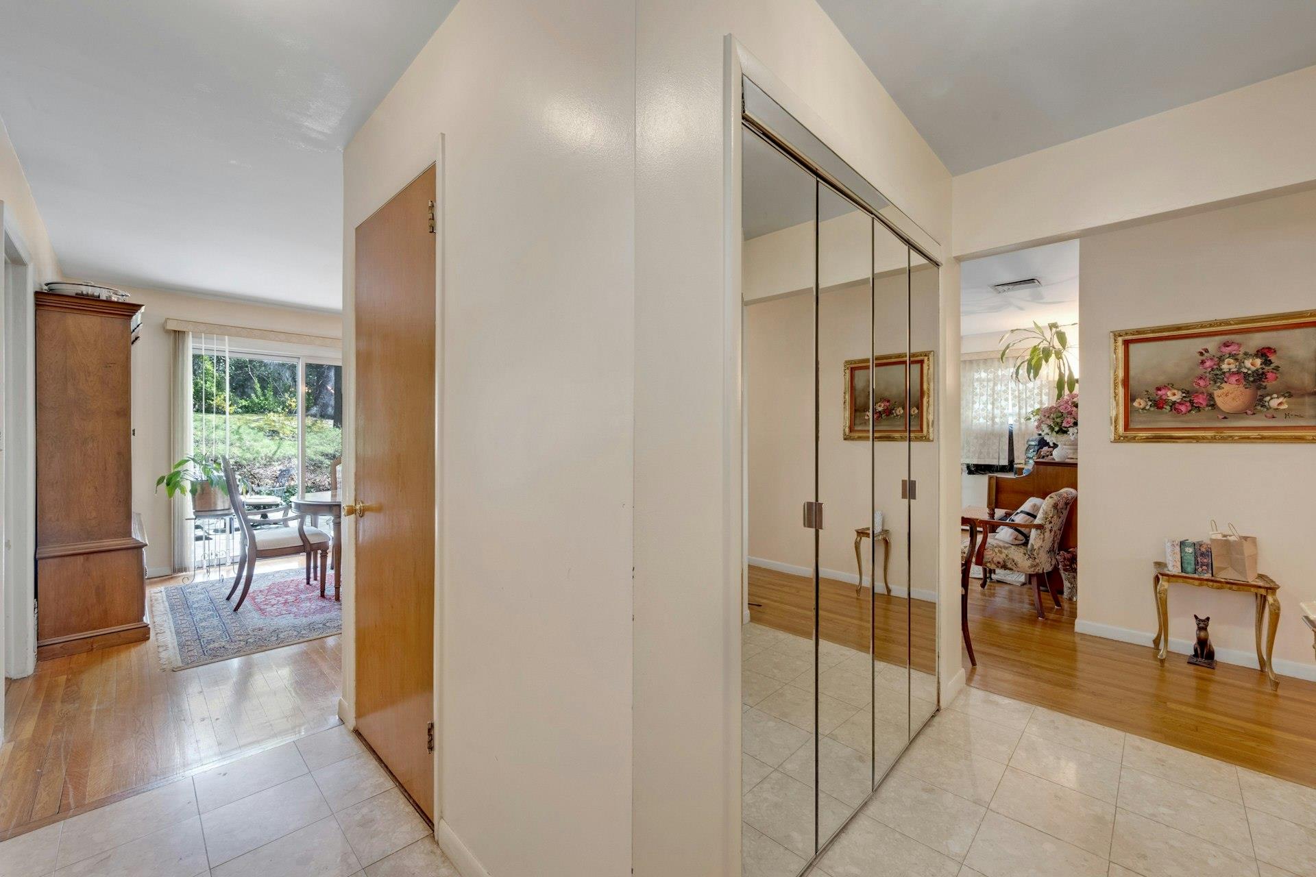 #7 photo, 572 Scarsdale Road, Tuckahoe , NY 10707