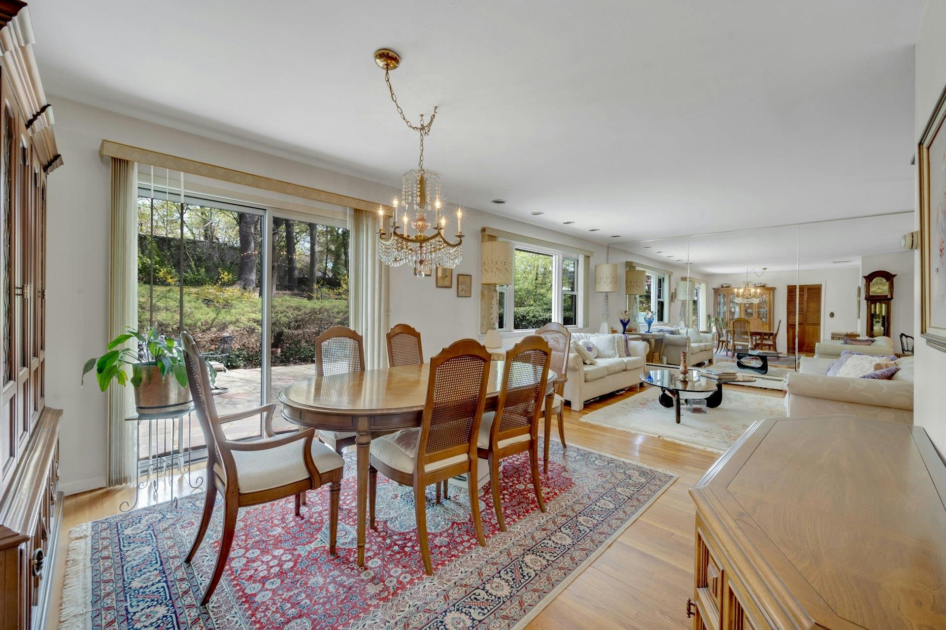 #9 photo, 572 Scarsdale Road, Tuckahoe , NY 10707