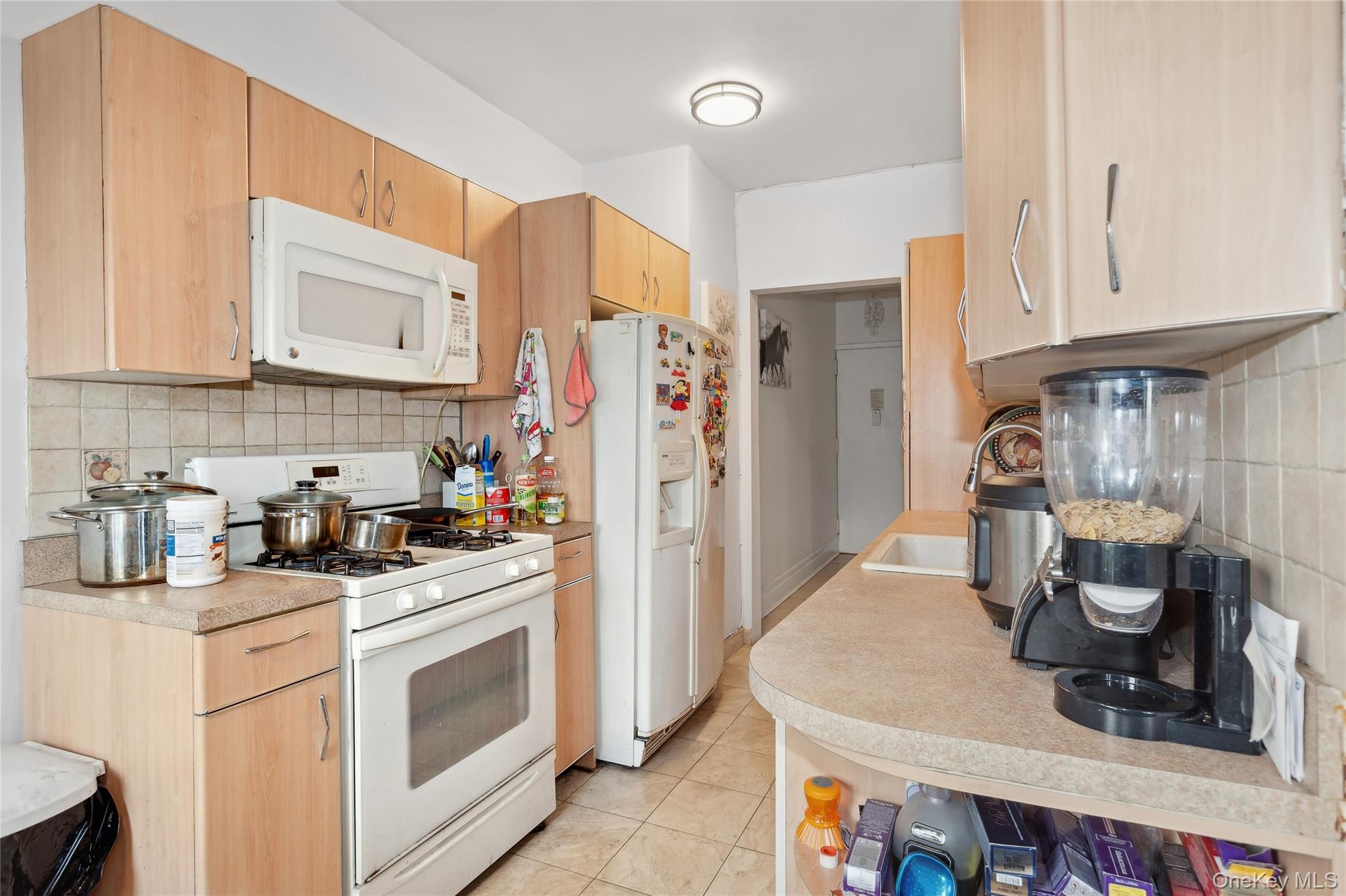 #5 photo, 35-64 89th Street, クイーンズ区 Jackson Heights , NY 11372