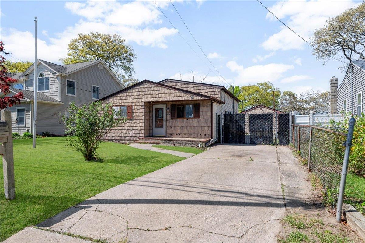 #1 photo, 49 5th Street, Ronkonkoma , NY 11779