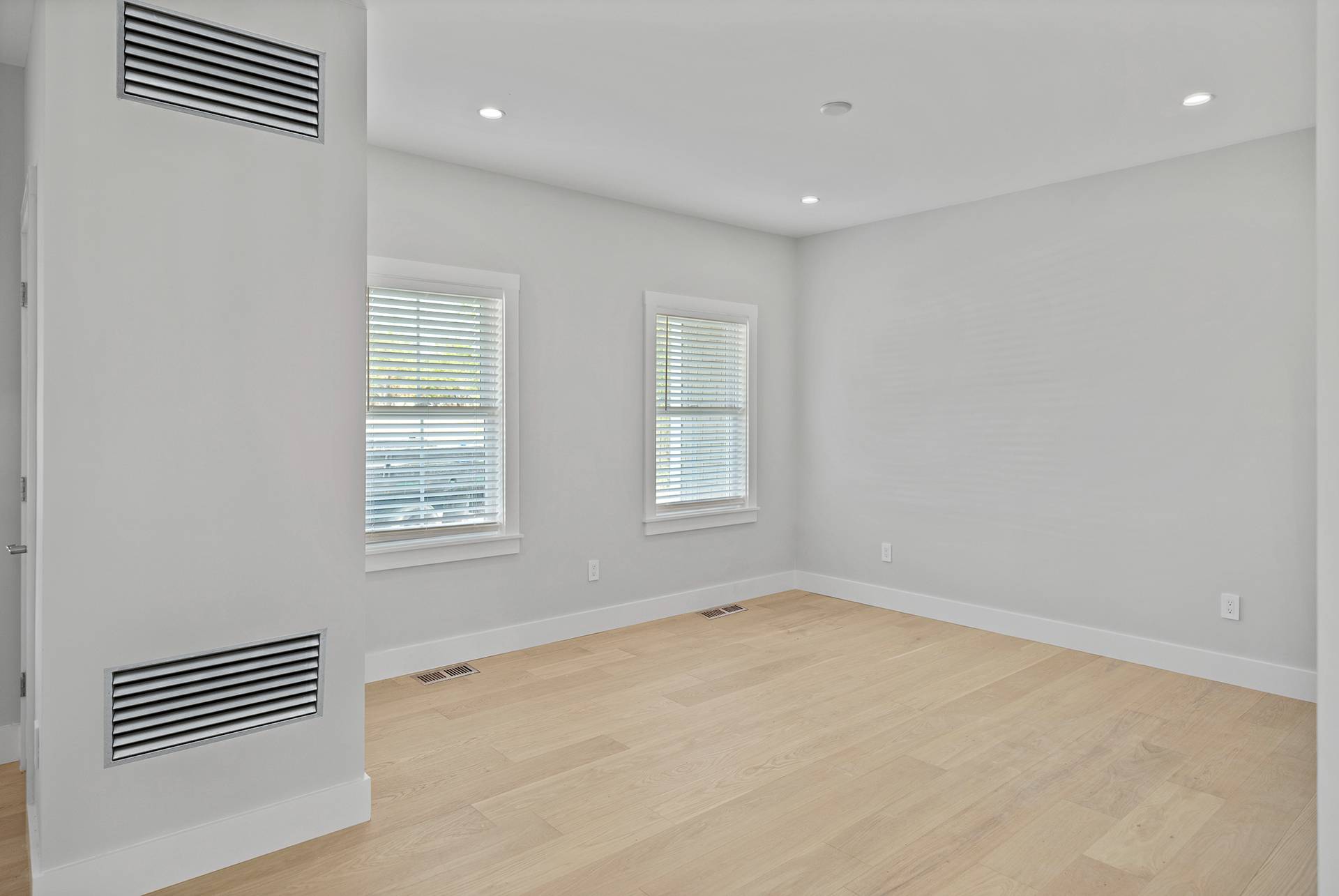 #7 photo, 7 Fanning Avenue, サフォーク郡 Hampton Bays , NY 11946