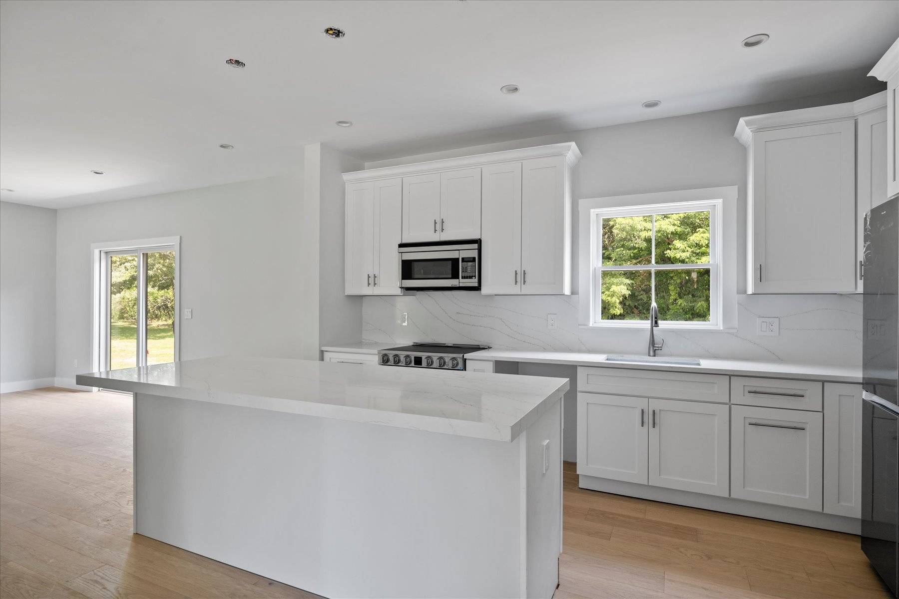 #11 photo, 9 Fanning Avenue, サフォーク郡 Hampton Bays , NY 11946