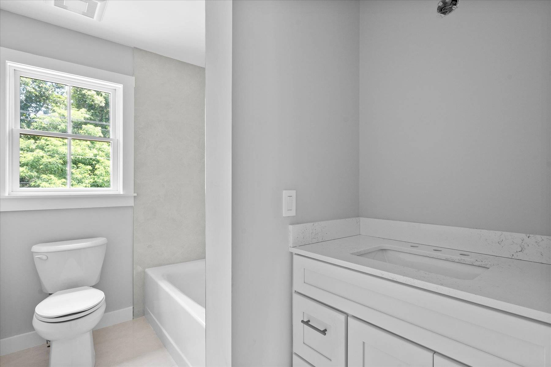 #24 photo, 9 Fanning Avenue, サフォーク郡 Hampton Bays , NY 11946