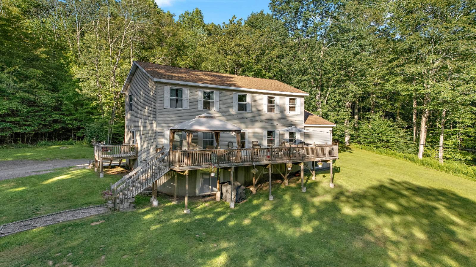 #2 photo, 158 Easy St, Jefferson , NY 12167