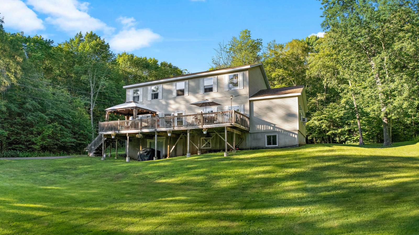 #71 photo, 158 Easy St, Jefferson , NY 12167