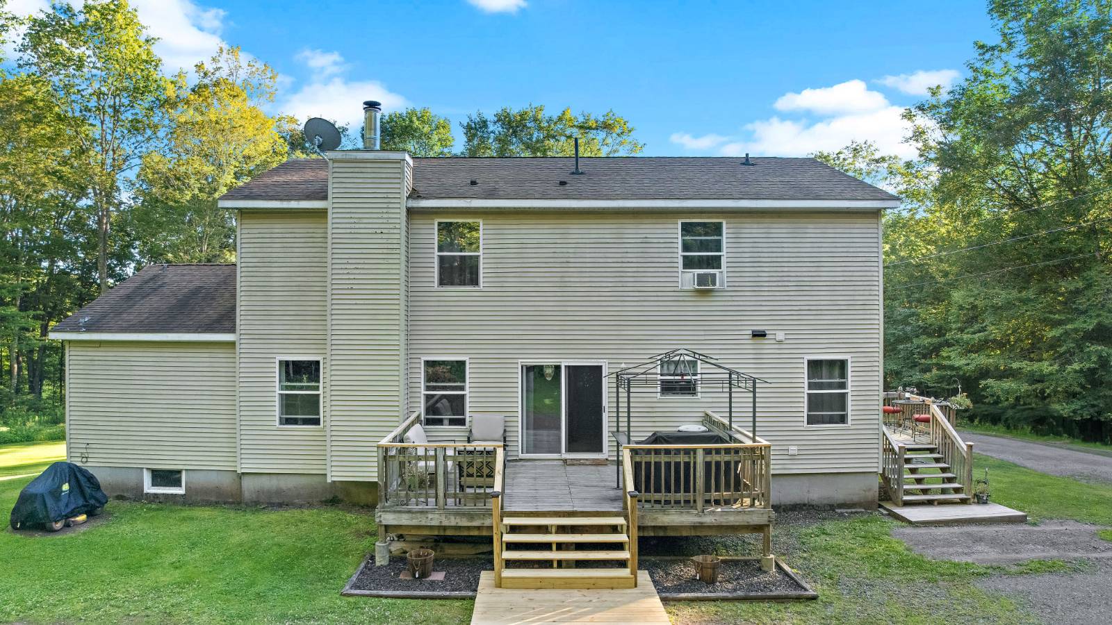 #74 photo, 158 Easy St, Jefferson , NY 12167
