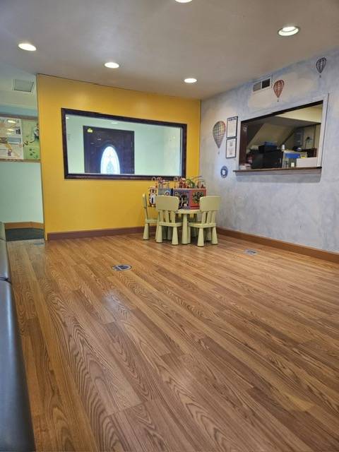 #5 photo, 3767 Richmond Ave, スタテンアイランド Staten Island , NY 10312