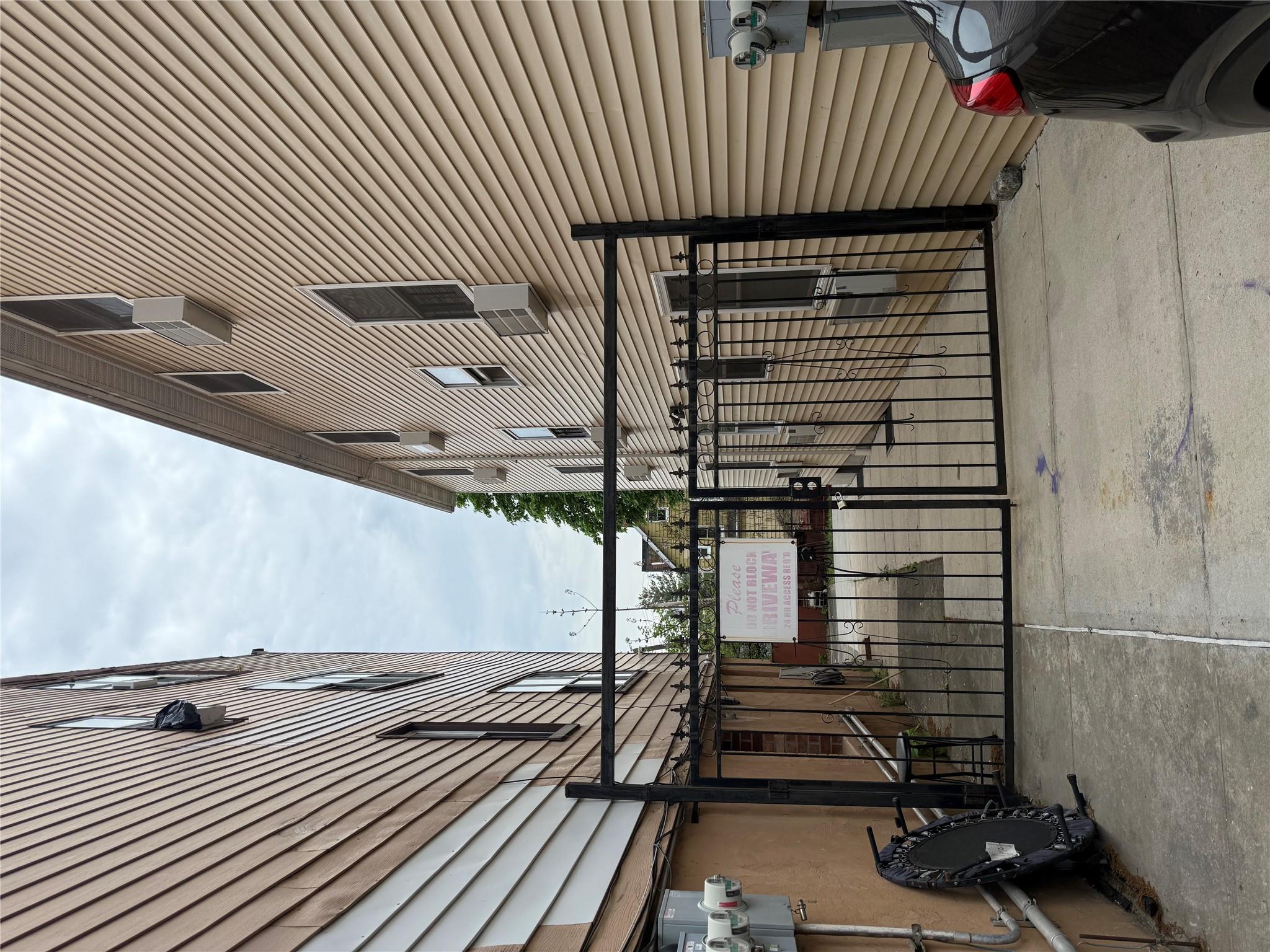 #2 photo, 1620 Taylor Avenue, Bronx , NY 10460