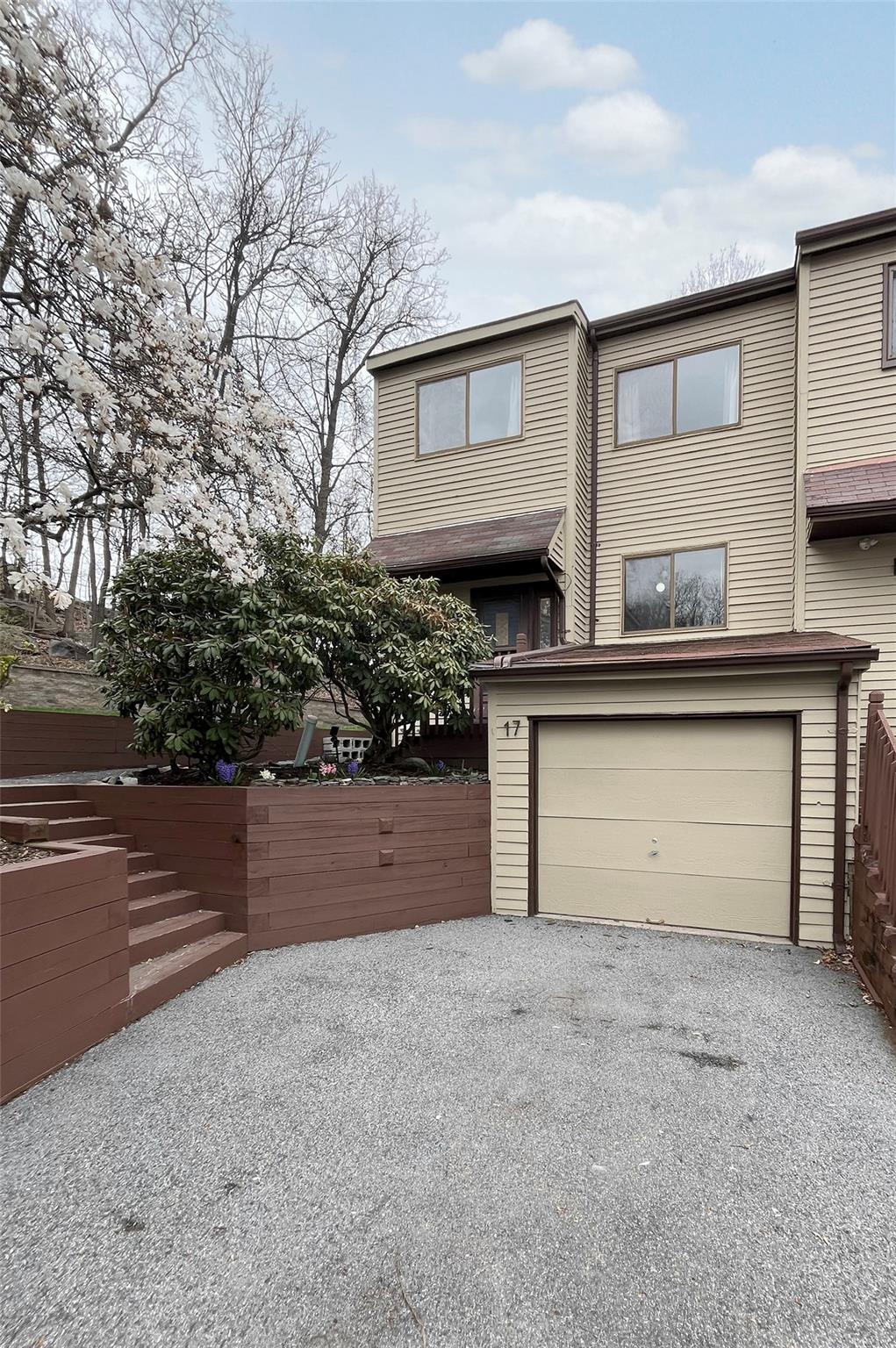 #1 photo, 17 Cherry Court, Highland Mills , NY 10930