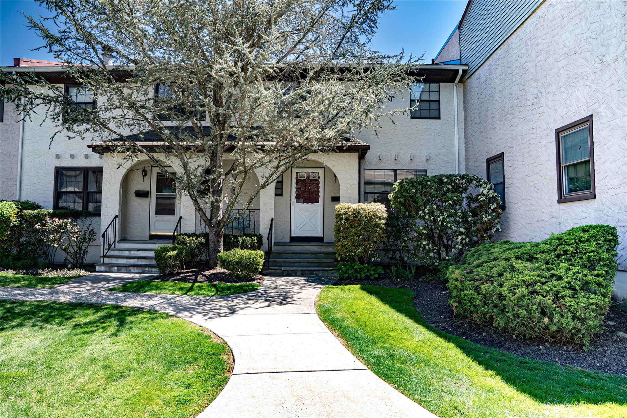 #1 photo, 114 Somerset Drive, Suffern , NY 10901