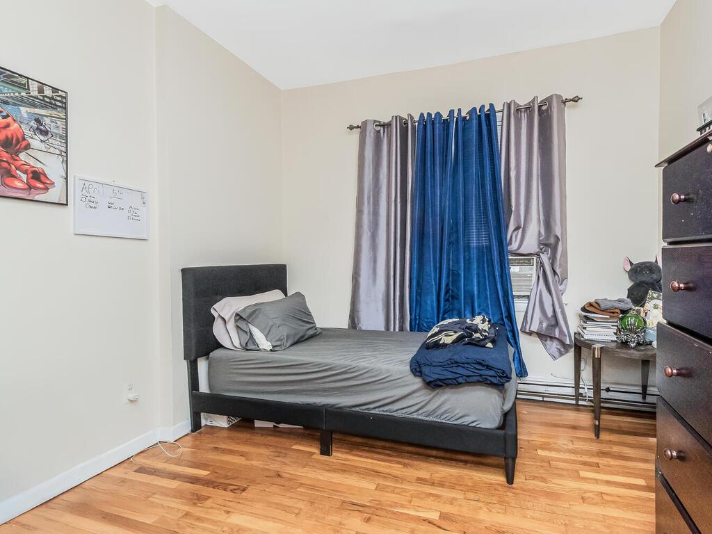 #13 photo, 314 Mclean Avenue, Yonkers , NY 10705