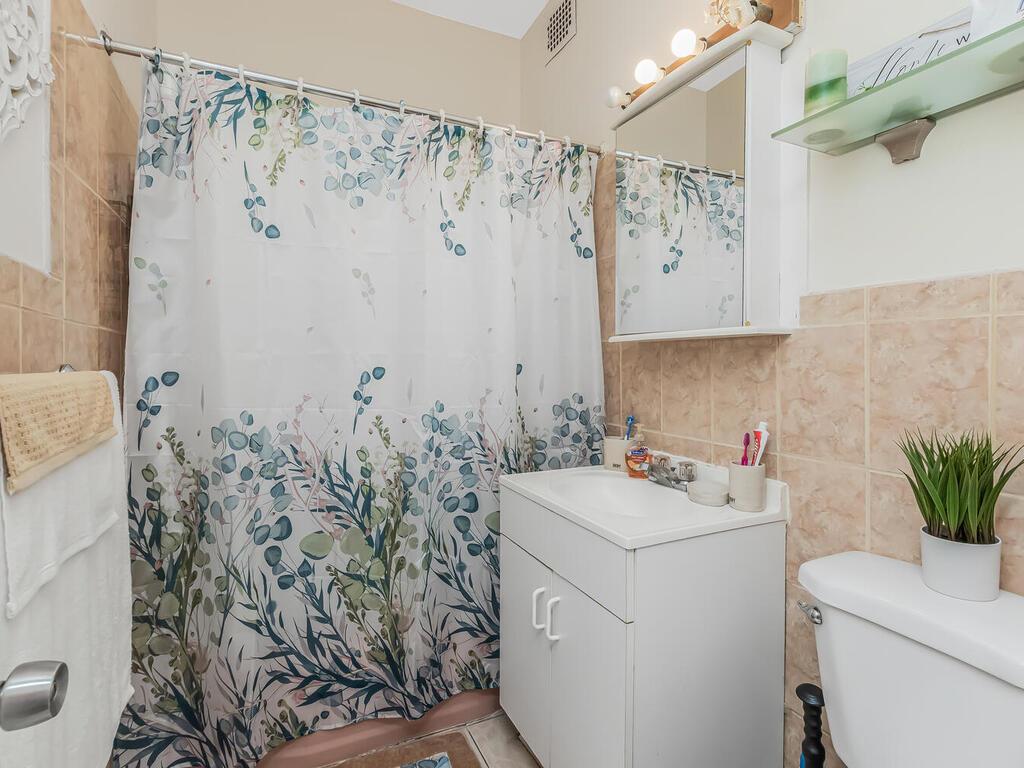 #14 photo, 314 Mclean Avenue, Yonkers , NY 10705