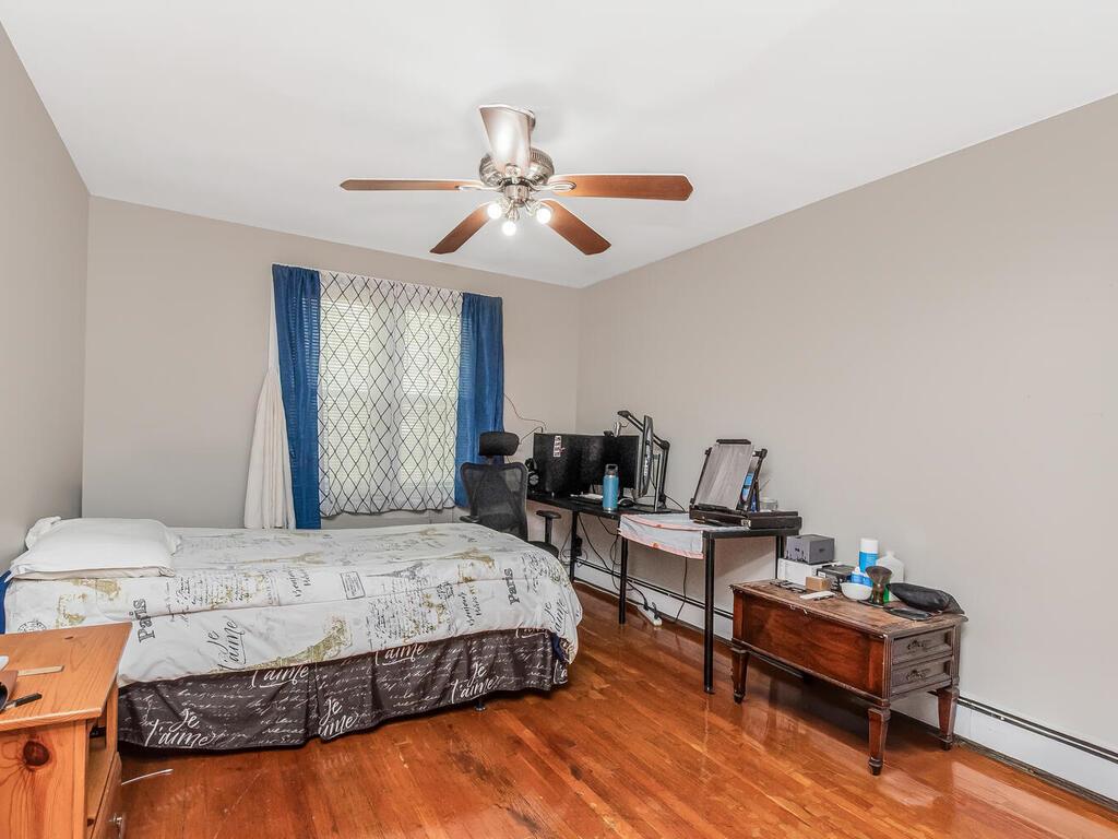 #19 photo, 314 Mclean Avenue, Yonkers , NY 10705