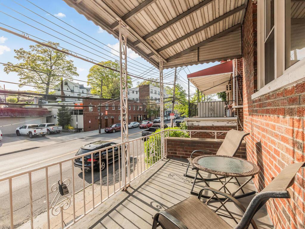 #3 photo, 314 Mclean Avenue, Yonkers , NY 10705