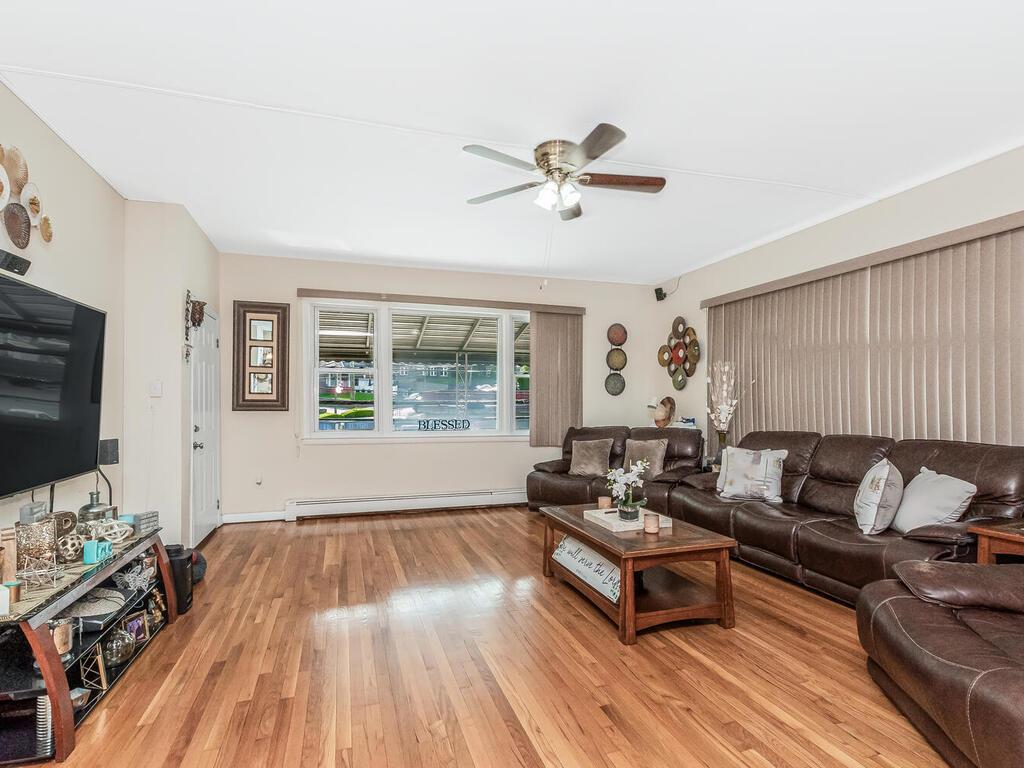 #6 photo, 314 Mclean Avenue, Yonkers , NY 10705