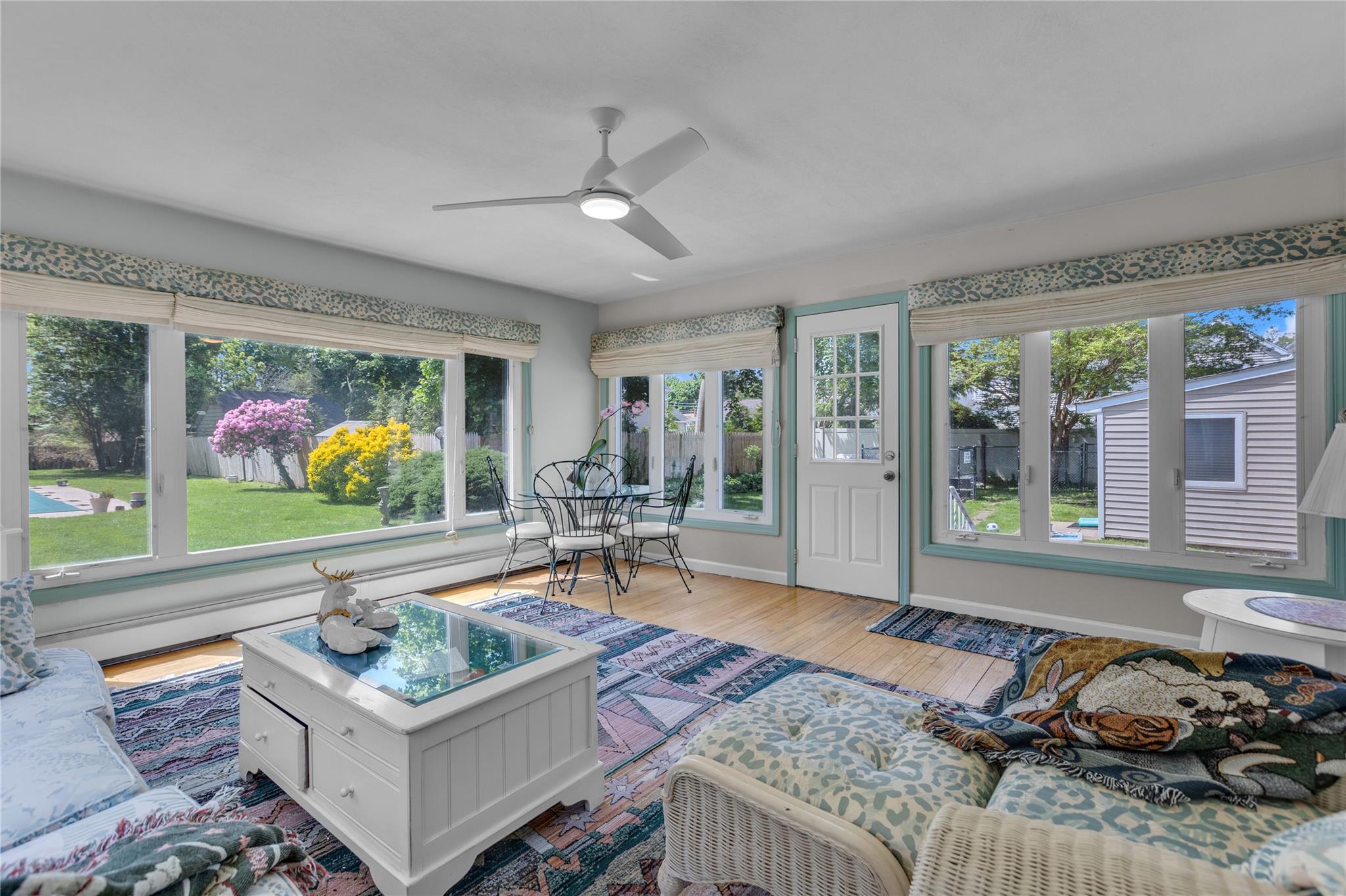 #16 photo, 330 Scudder Avenue, サフォーク郡 Northport , NY 11768