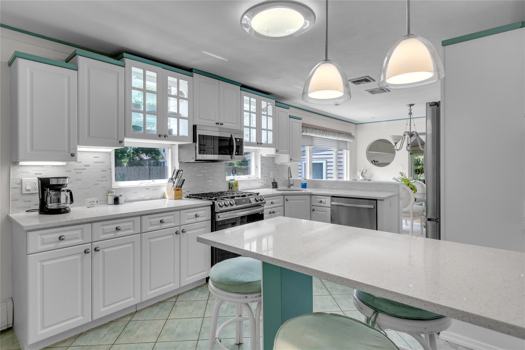 #8 photo, 330 Scudder Avenue, サフォーク郡 Northport , NY 11768