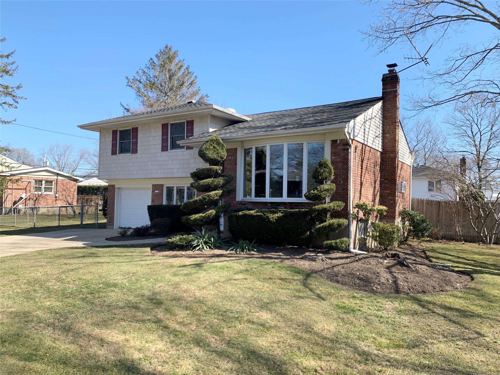 #1 photo, 14 Glendale Drive, Melville , NY 11747