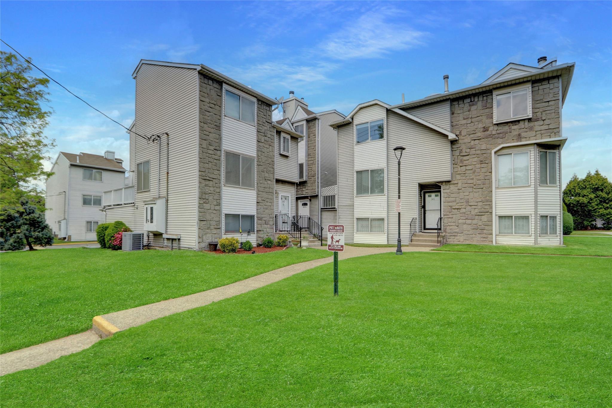 #1 photo, 963 Goethals Road, جزيرة ستاتن Staten Island , NY 10303