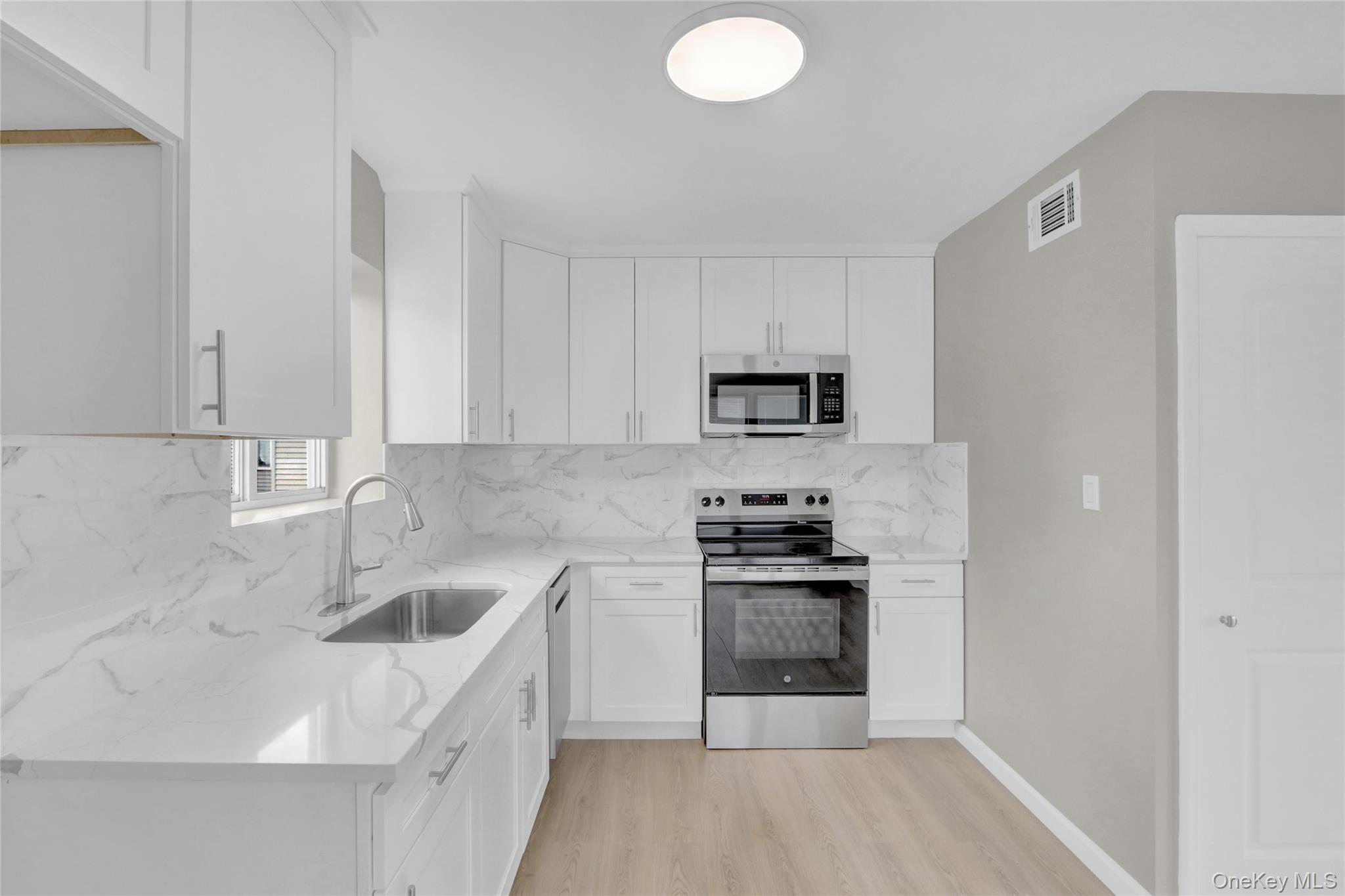 #12 photo, 963 Goethals Road, スタテンアイランド Staten Island , NY 10303