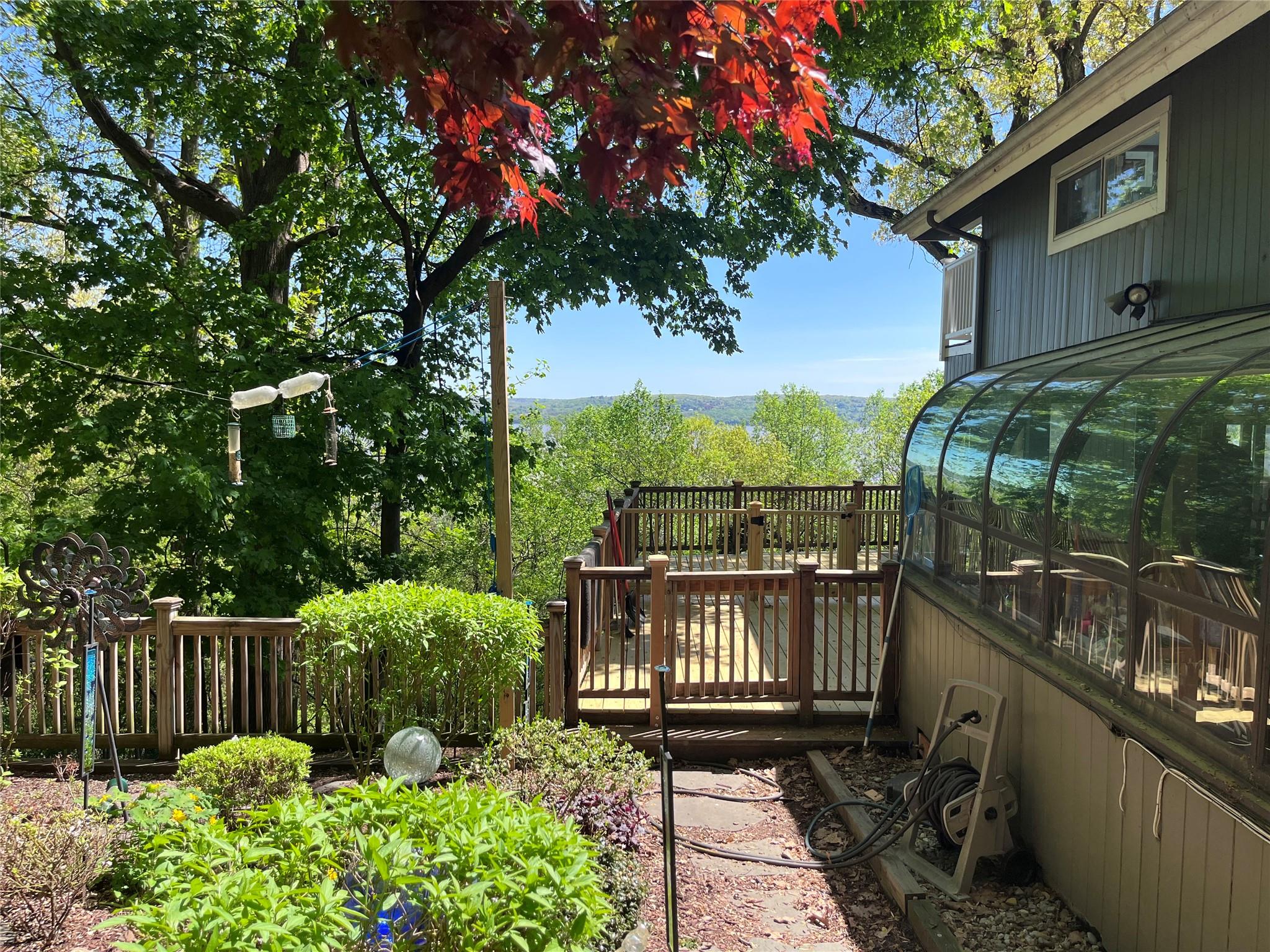 #1 photo, 909 Route 9W, Nyack , NY 10960