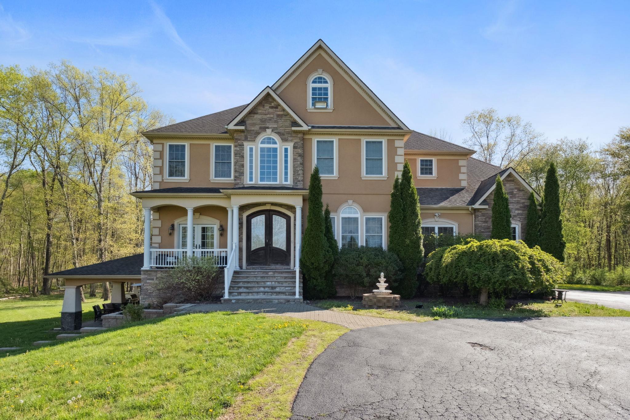 #1 photo, 10 Todd Hill Road, Poughkeepsie , NY 12603