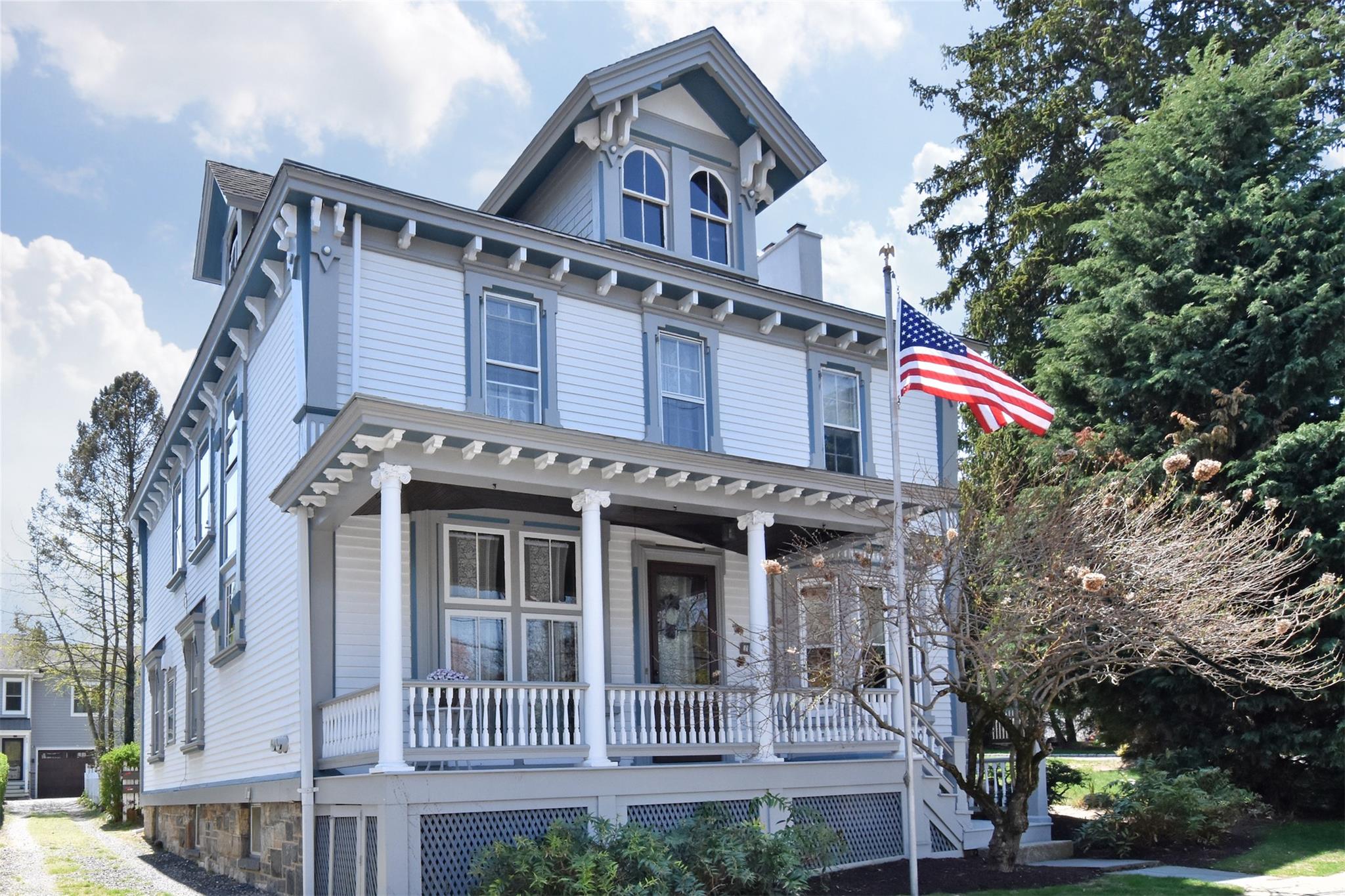 #1 photo, 18 E Clinton Avenue, Irvington , NY 10533