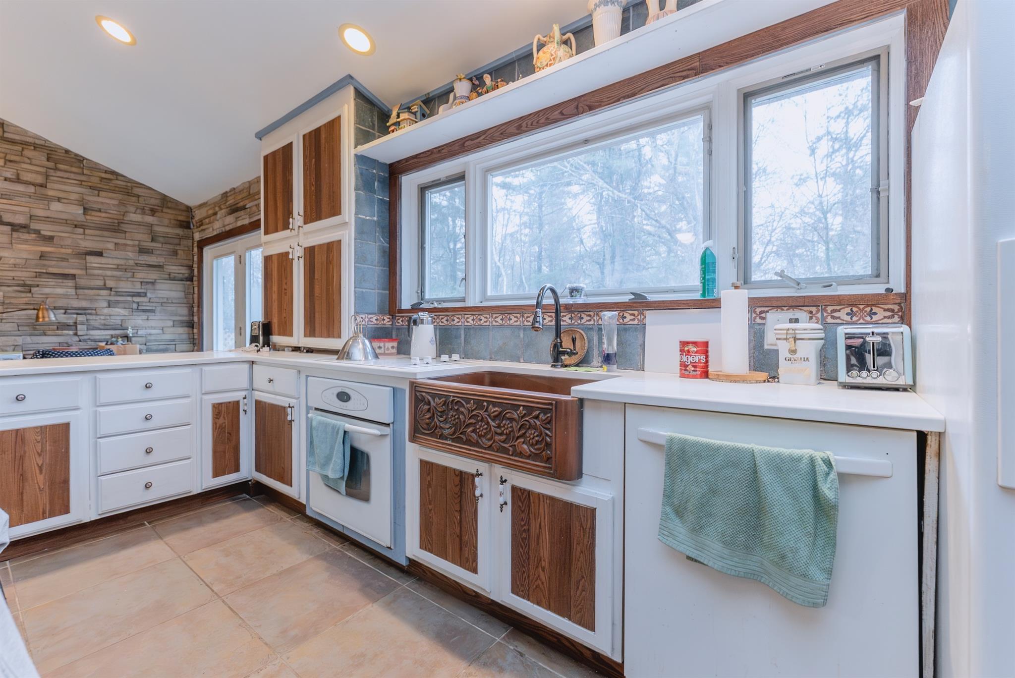 #9 photo, 296 Circle Road, Cragsmoor , NY 12420