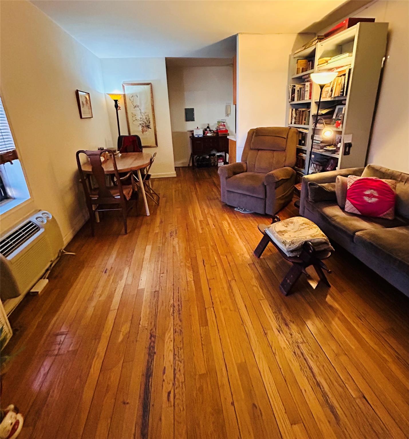 #14 photo, 13705 Franklin Avenue, Flushing , NY 11355