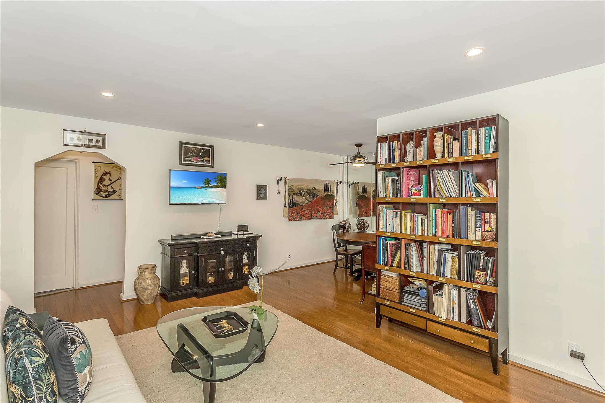 #1 photo, 36-07 171st Street, كوينز Flushing , NY 11358