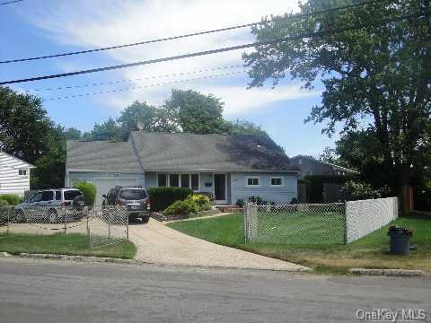 #1 photo, 249 Claywood Drive, Brentwood , NY 11717