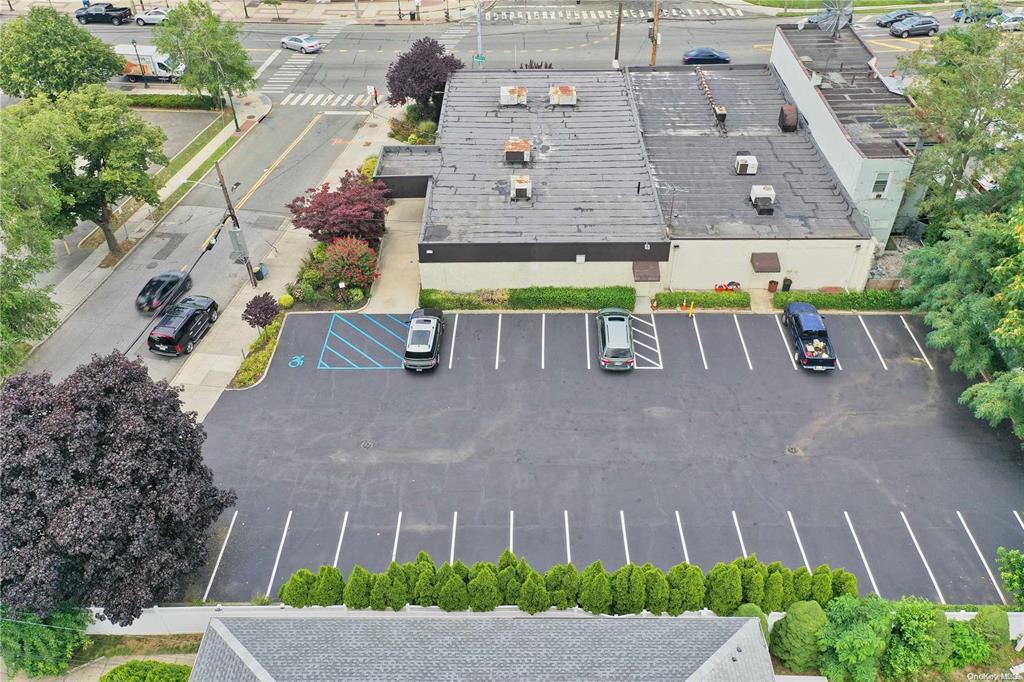 #2 photo, 1529 Hempstead, ナッソー郡 Elmont , NY 11003