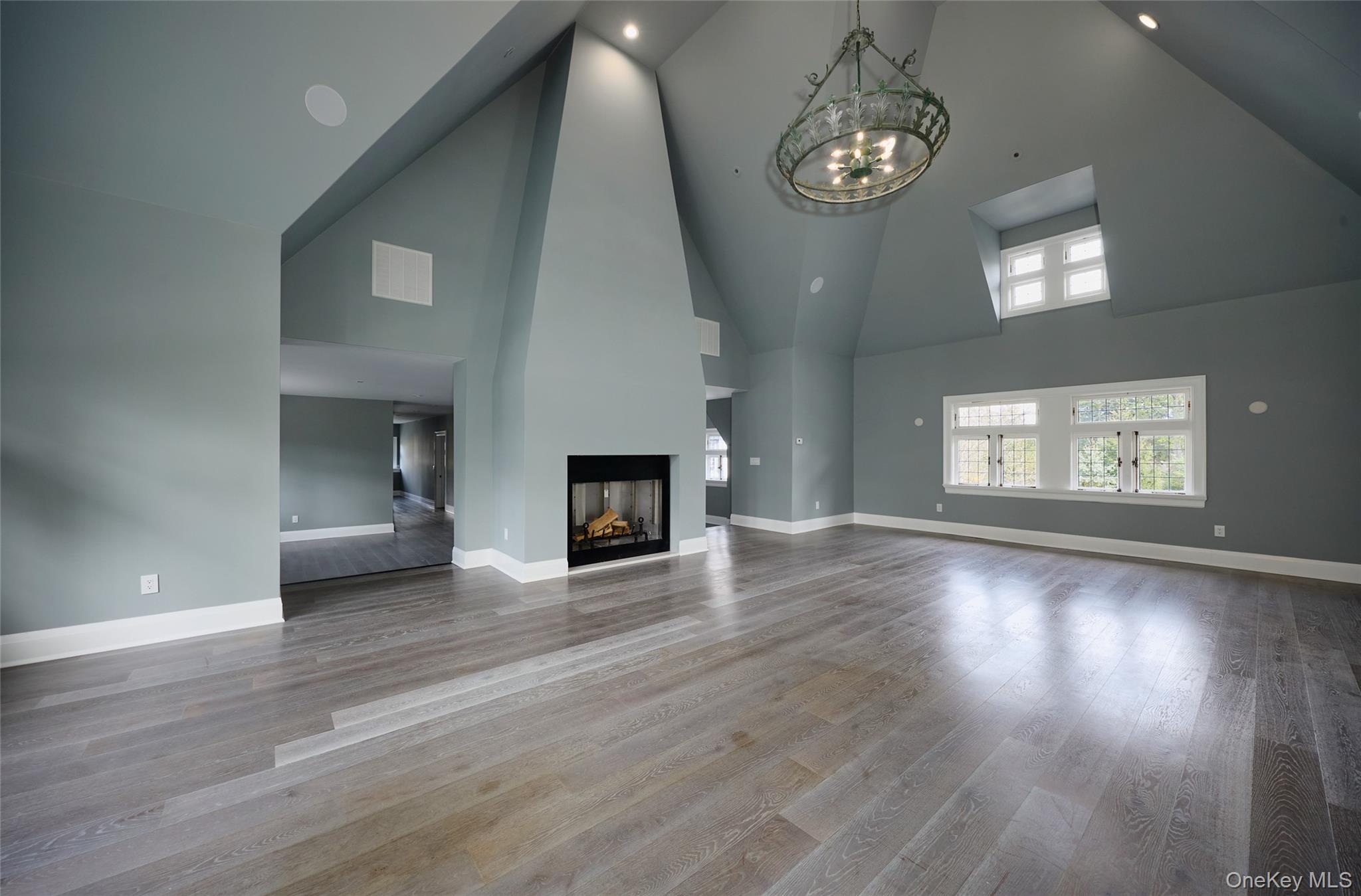 #18 photo, 76 Summit Road, Tuxedo Park , NY 10987