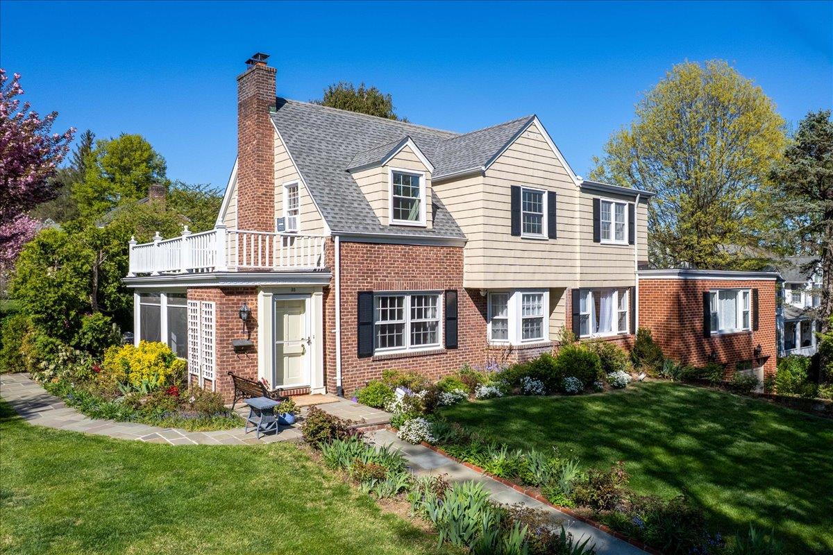 #1 photo, 35 Gordon Place, Scarsdale , NY 10583