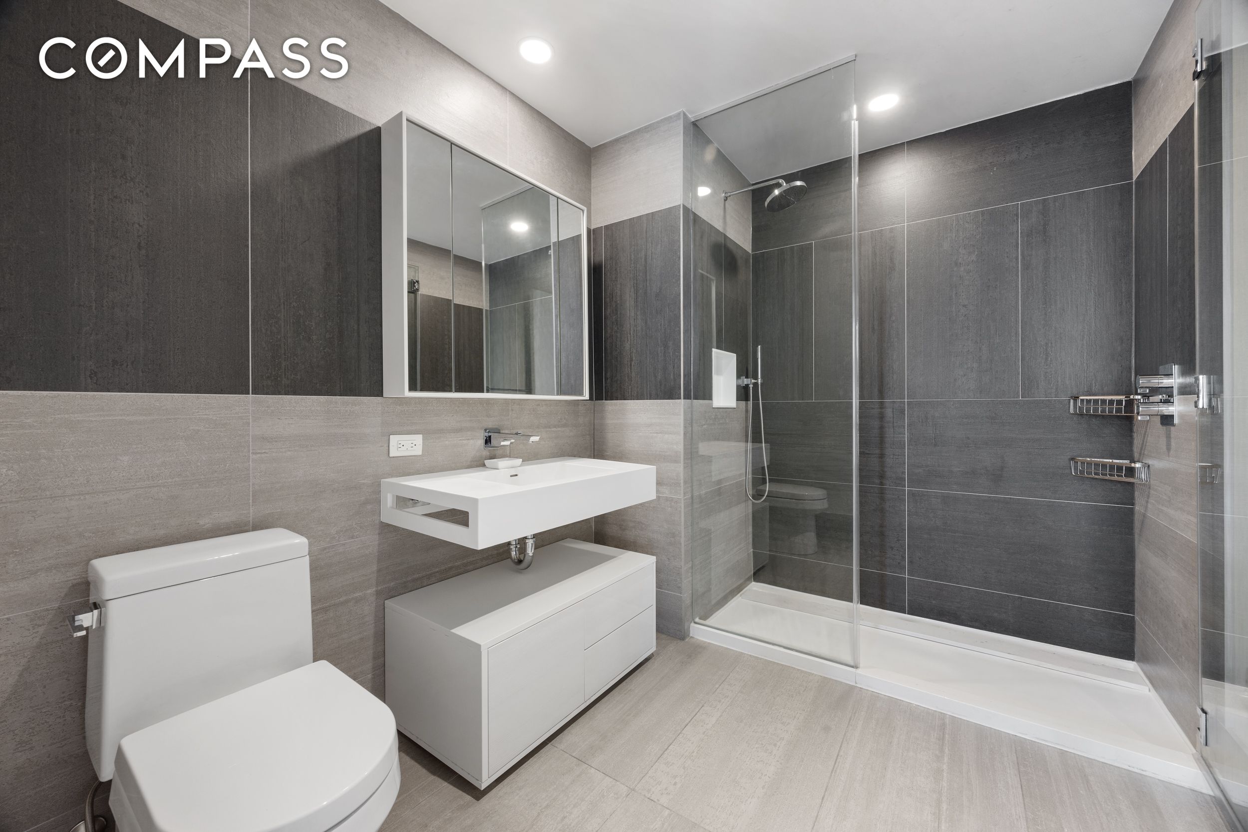 #14 photo, 540 W 49th Street, マンハッタン Hell's Kitchen , NY 10019