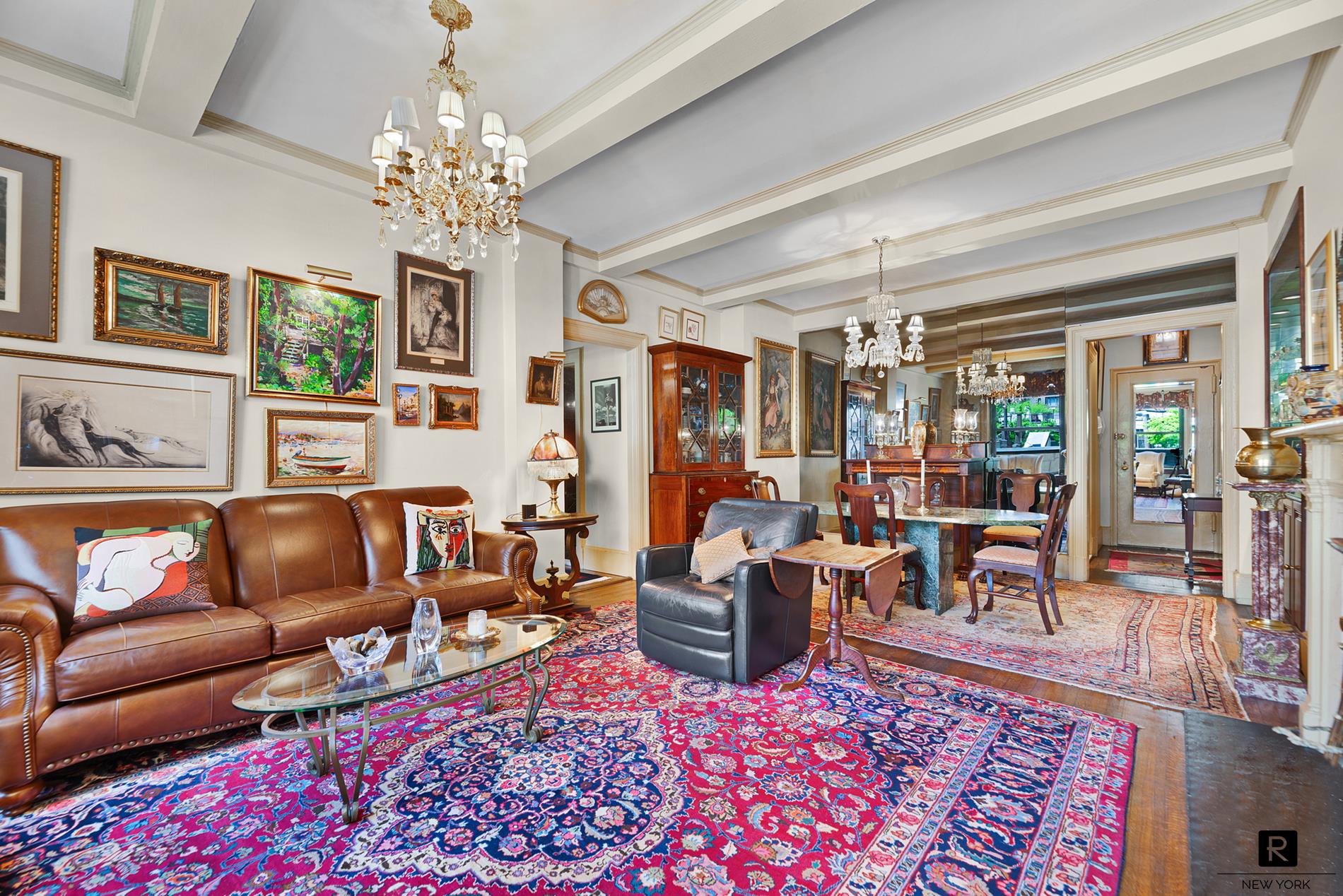 #8 photo, 212 E 48th Street, マンハッタン Turtle Bay , NY 10017