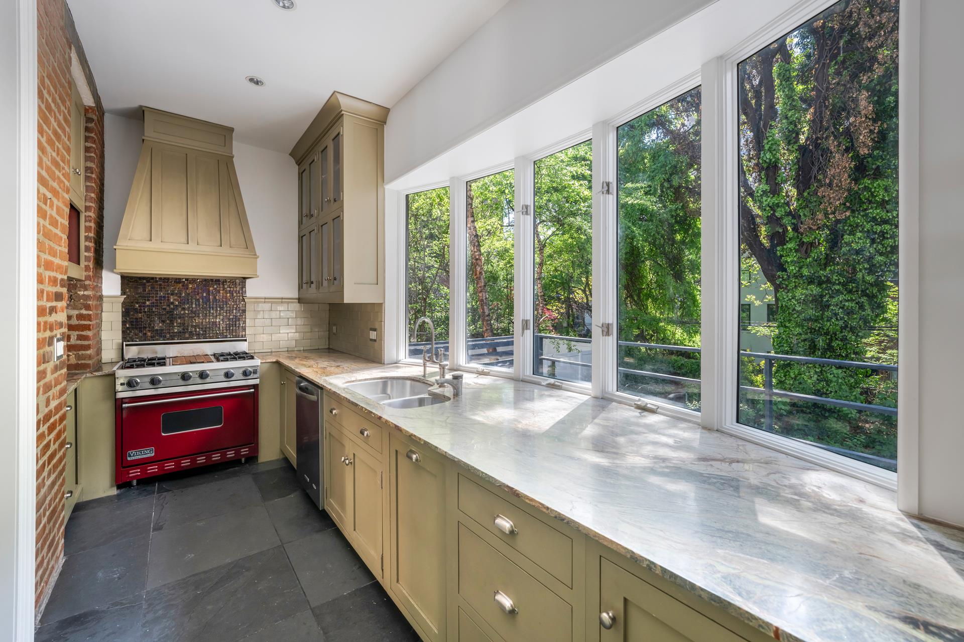 #6 photo, 106 S ELLIOTT Place, Fort Greene , NY 11217